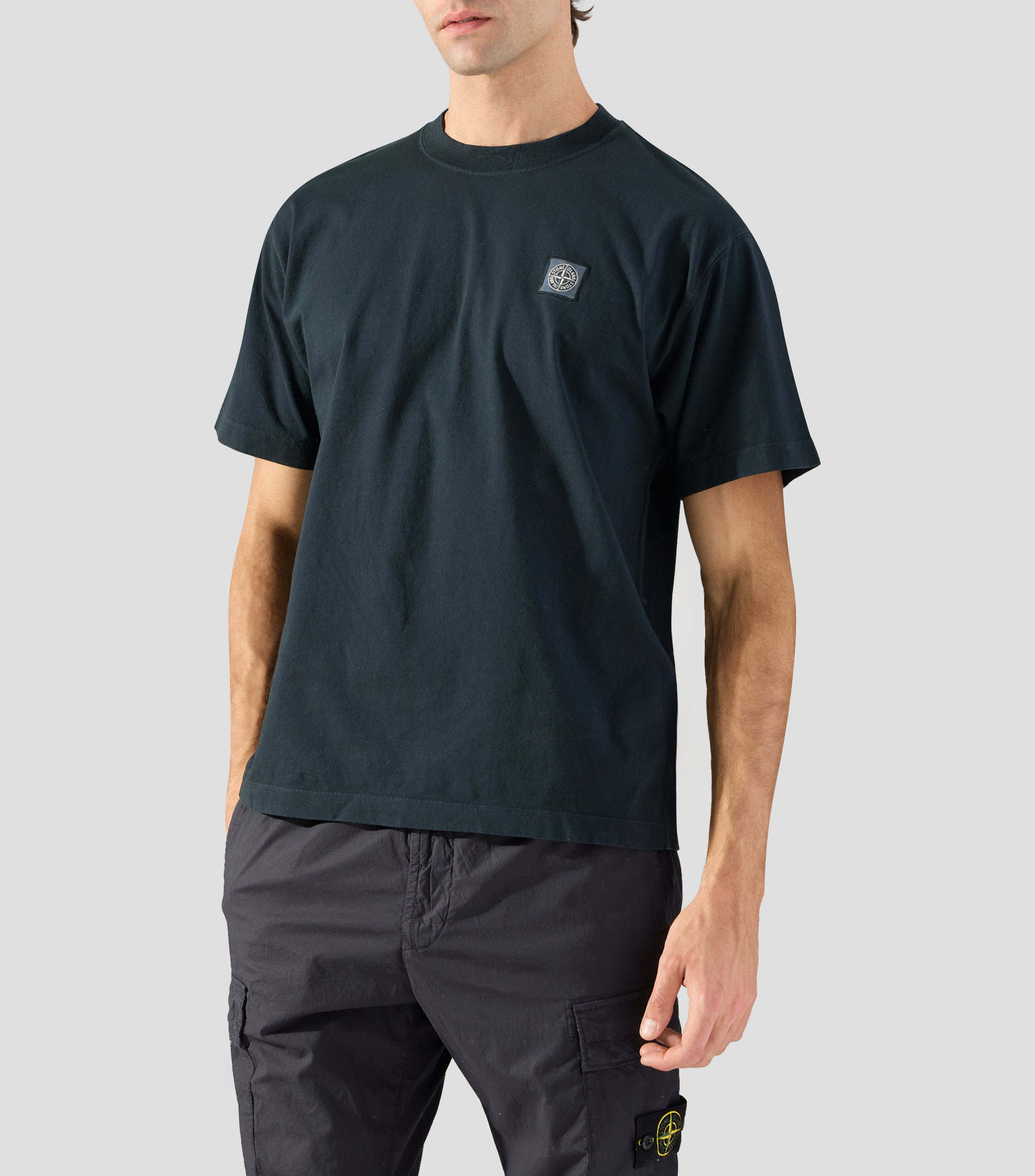 Playera de cuello redondo con manga corta lisa Hombre